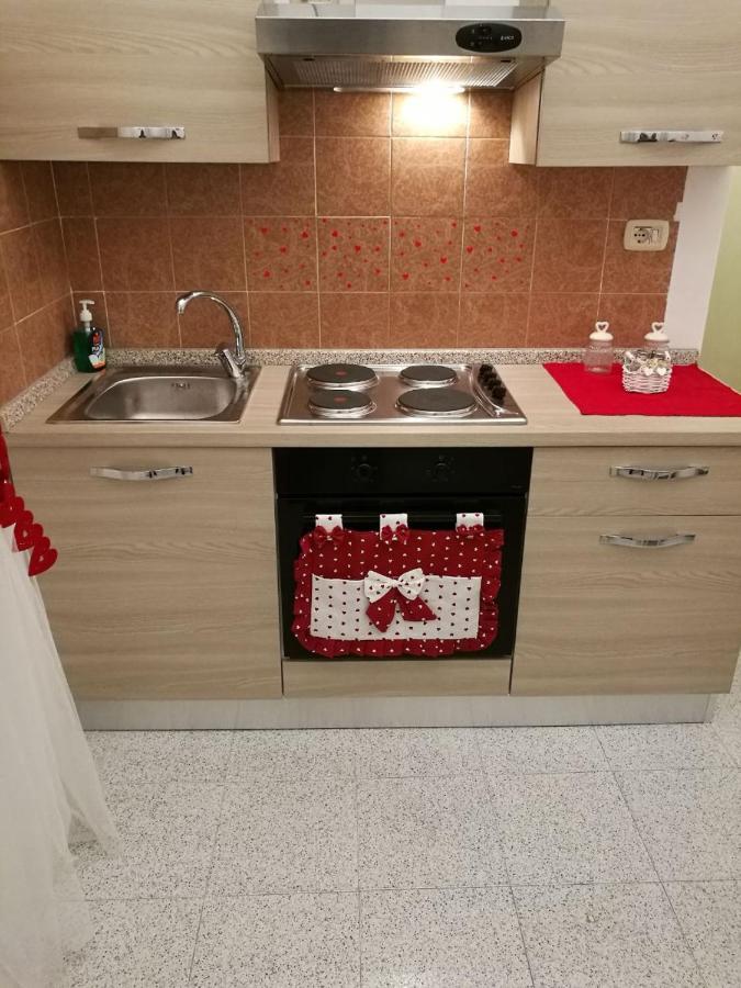 Appartamento Cuore Al Centro Di Tarento Exterior foto
